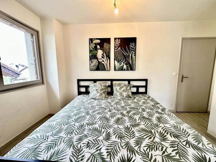 Le Central Douvaine Dış mekan fotoğraf